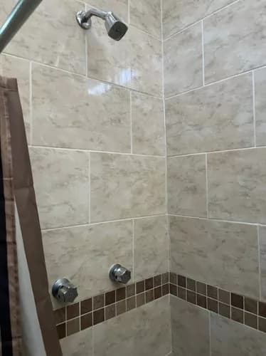 Habitación En Renta Amueblada Con Baño - Ideal Para Residentes Centro Medico