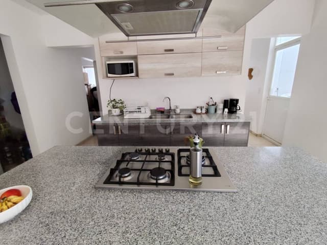 CASA EN VENTA DE UN PISO EN HUERTAS LA JOYA