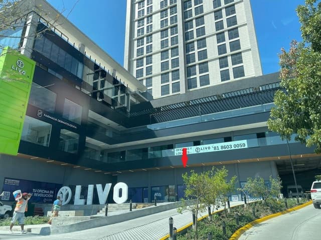 LOCAL EN RENTA ZONA SUR DE MONTERREY, PLANTA BAJA TORRE LIVO