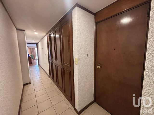 Se renta departamento amueblado con balcón en Galileo Polanco